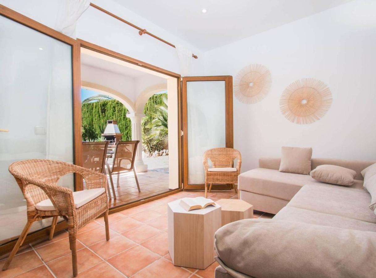 Villa Marti Калпе Екстериор снимка