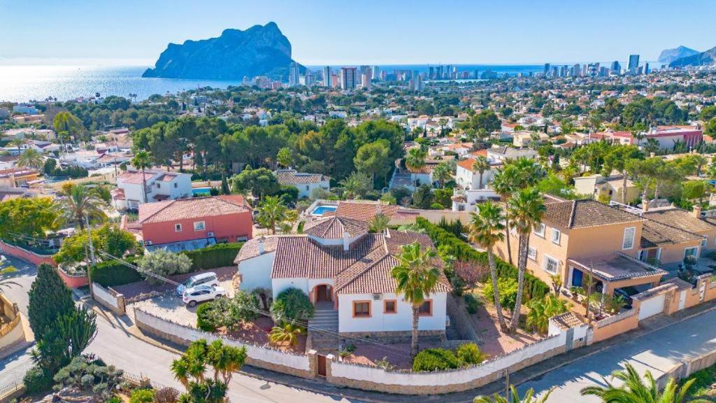 Villa Marti Калпе Екстериор снимка